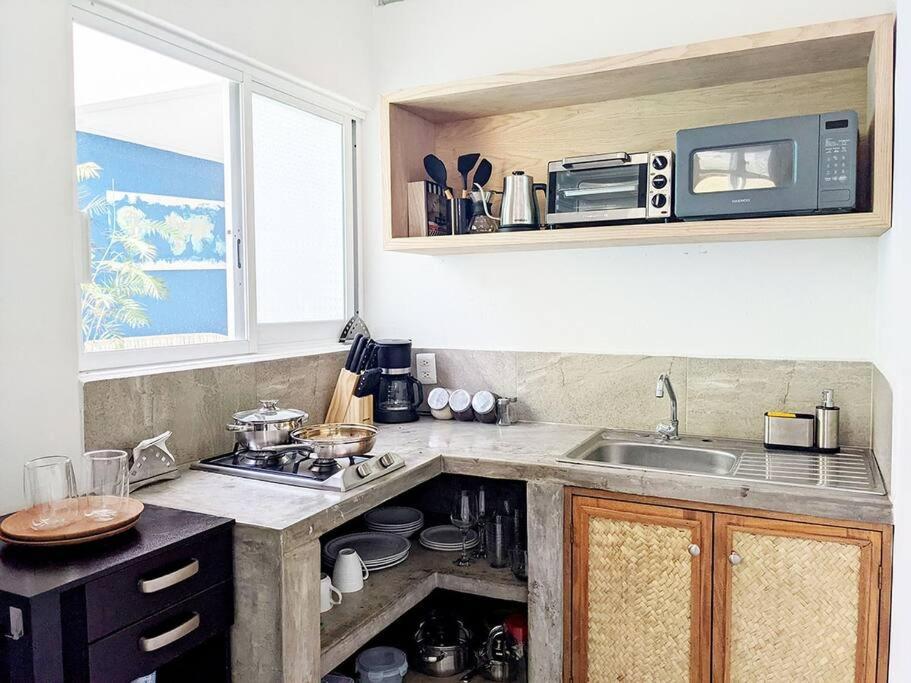 Studio -Sand At Mikasa- Fast Internet, King Bed, Pool, Near Beach, Ac ปูแอร์โตเอสกอนดิโด ภายนอก รูปภาพ